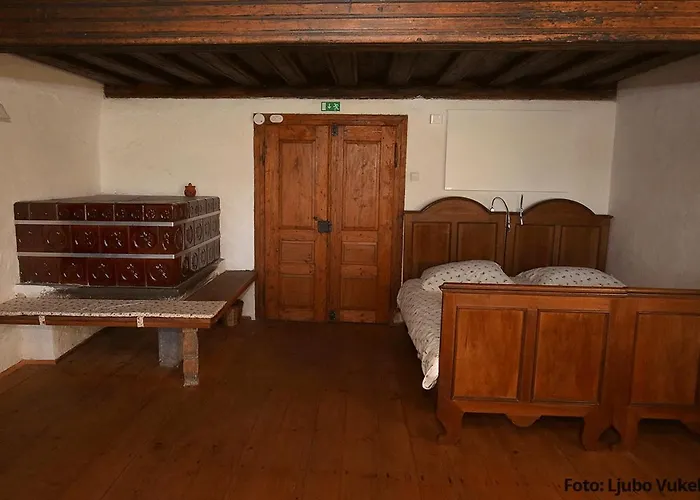 Vakantiehuis Dormouse House In Slovenia