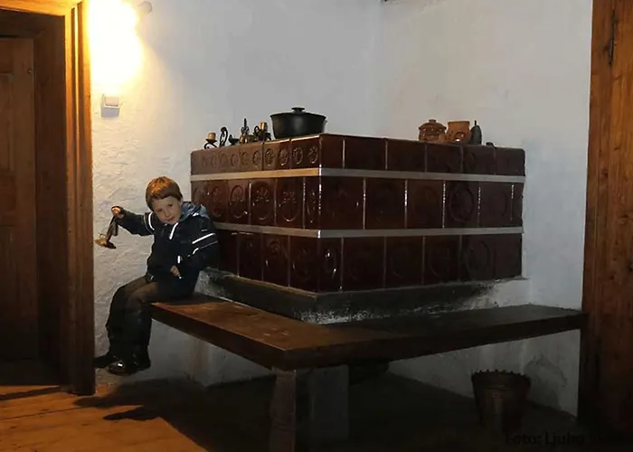 Dormouse House In Slovenia Vakantiehuis *